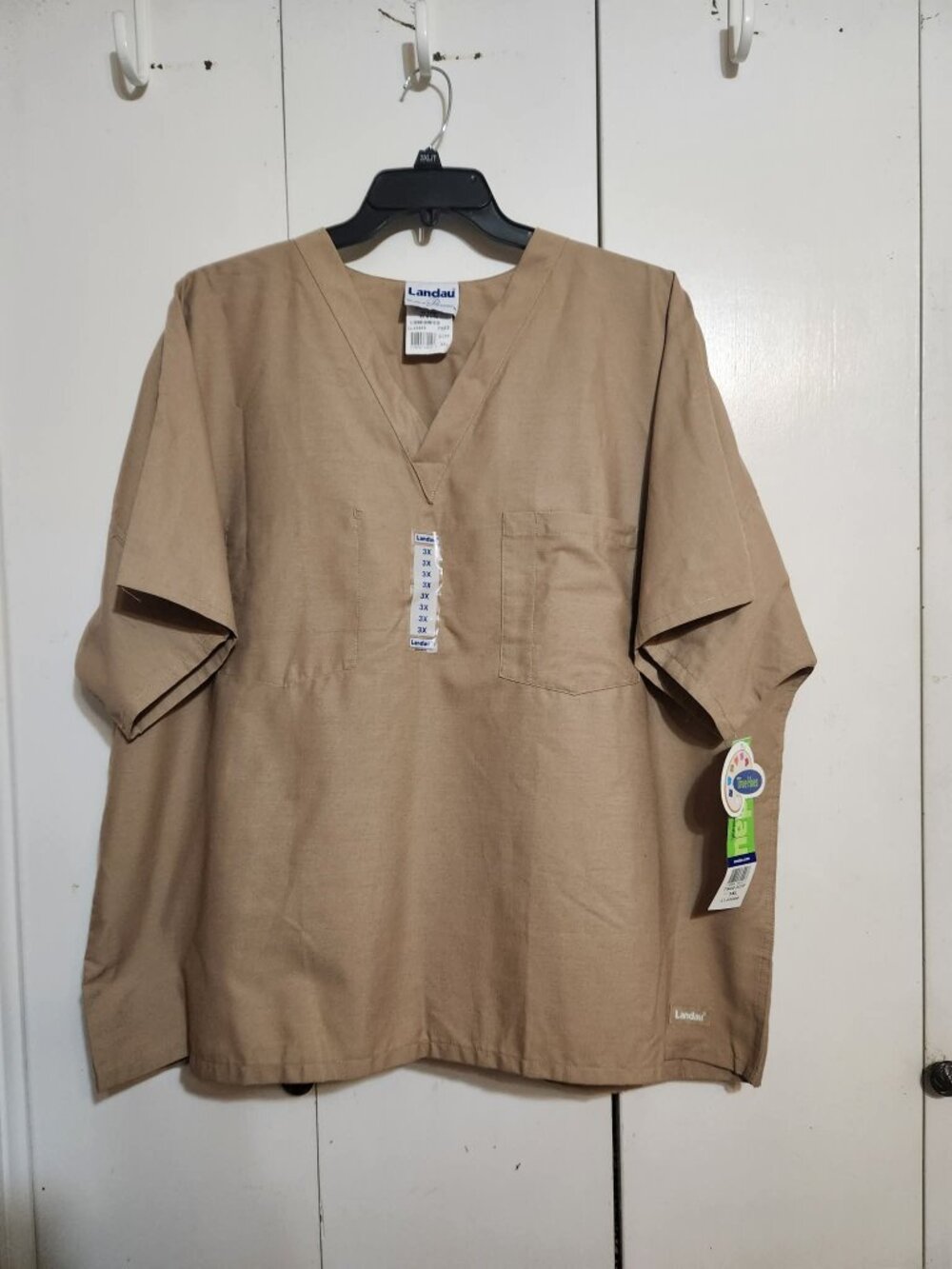 Landau Scrub Top 3XL NWT Khaki Tan V-Neck True Hues Fade Resistant 7502